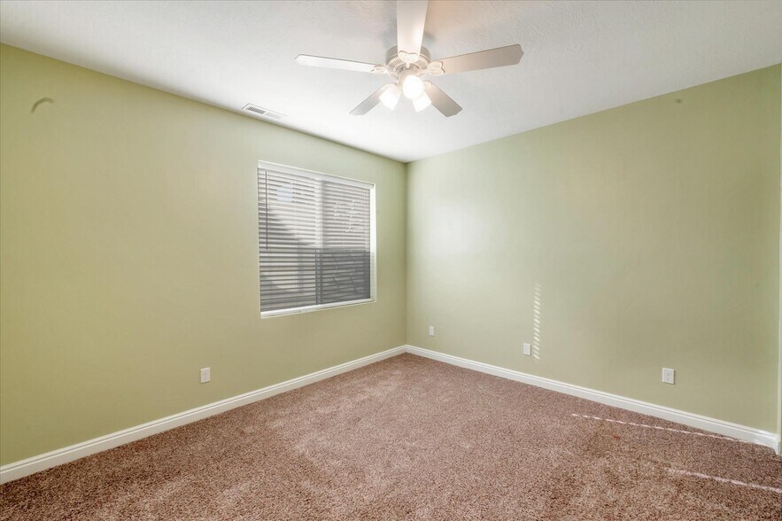 Building Photo - 3091 E Sandpiper Rd