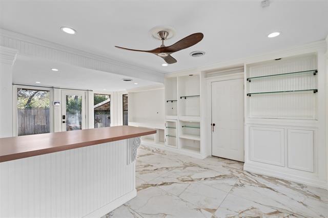 Building Photo - 2129 Elmwood Blvd