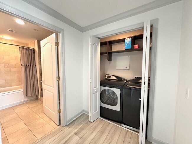 Building Photo - 195 14th St NE