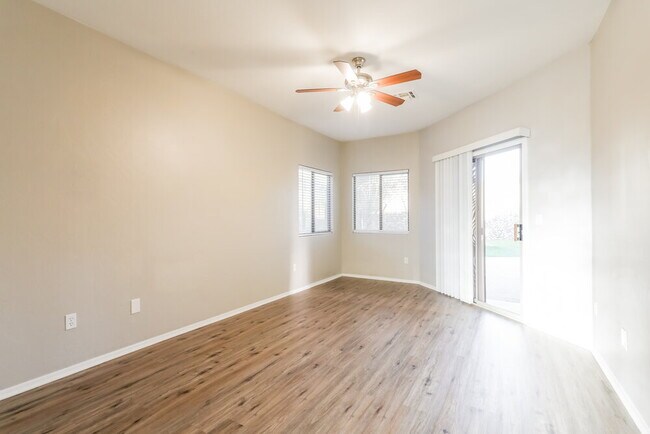 Building Photo - 12890 N Carpas Ct