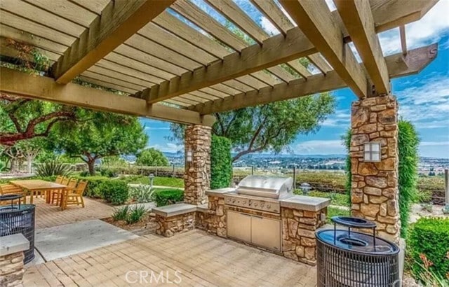 Building Photo - 16 Compass Ct