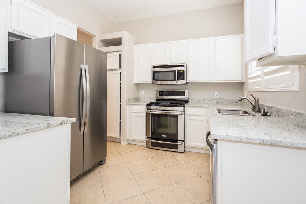 Building Photo - 2113 Annbriar Ave