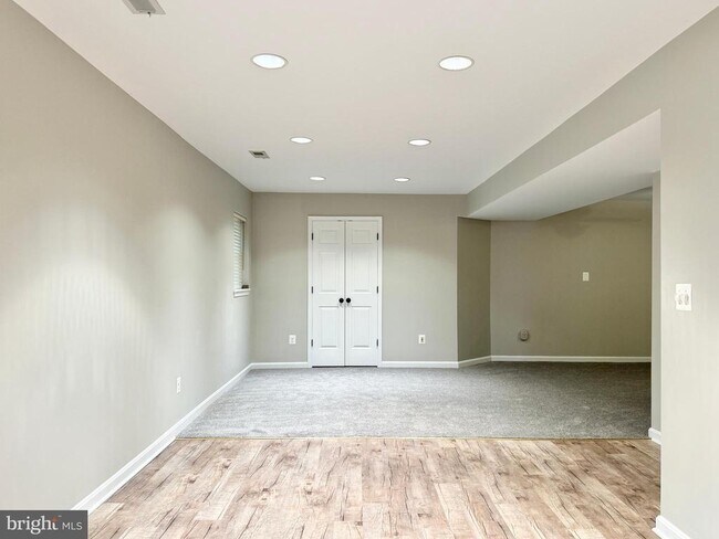 Building Photo - 15793 Moncure Dr