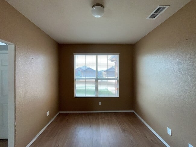 Building Photo - 6308 Spring Buck Run