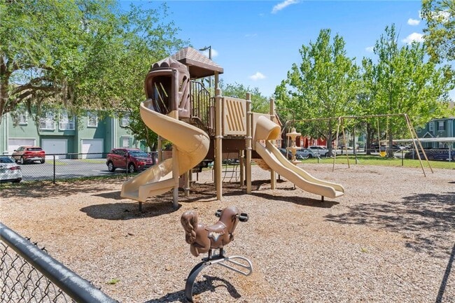 Building Photo - 10454 White Lake Ct