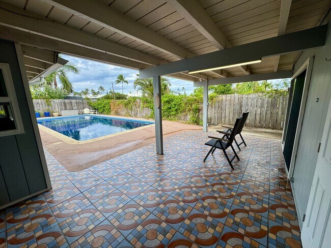 Building Photo - Rarely available 4 bed, 3 bath w/ a pool i...