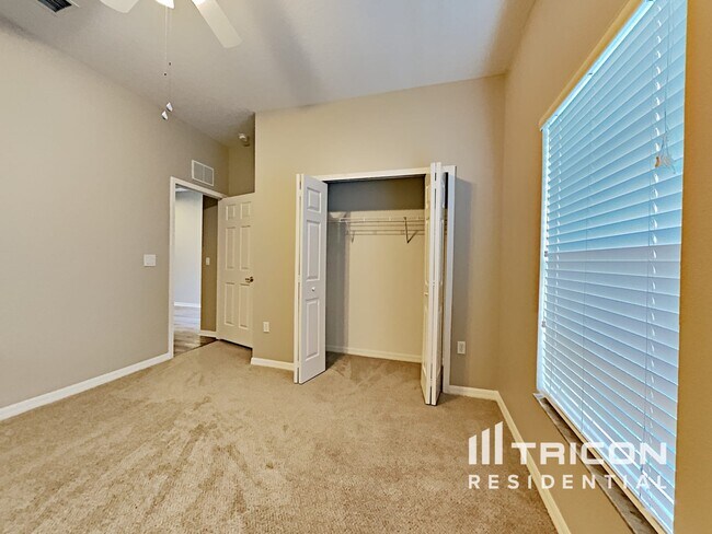 Building Photo - 15213 Durango Cir