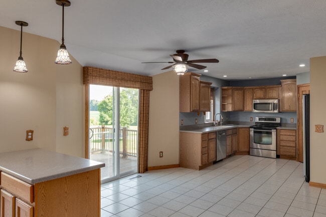 Building Photo - 12912 Silver Springs Ln