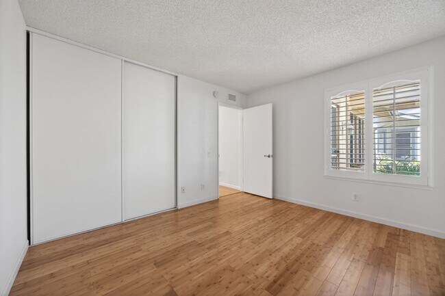 Building Photo - 42063 Village 42
