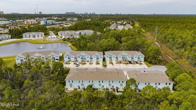 Building Photo - 1882 Pointe Dr