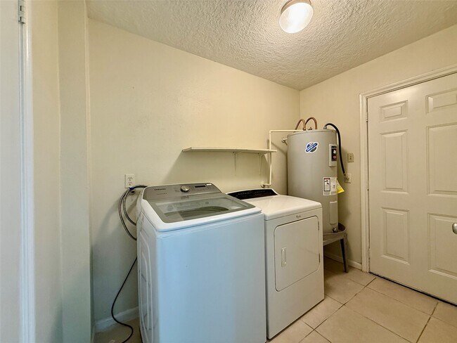 Building Photo - 10718 Nobility Dr