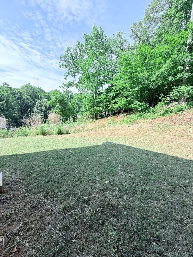 Building Photo - 6710 Sawnee Terrace