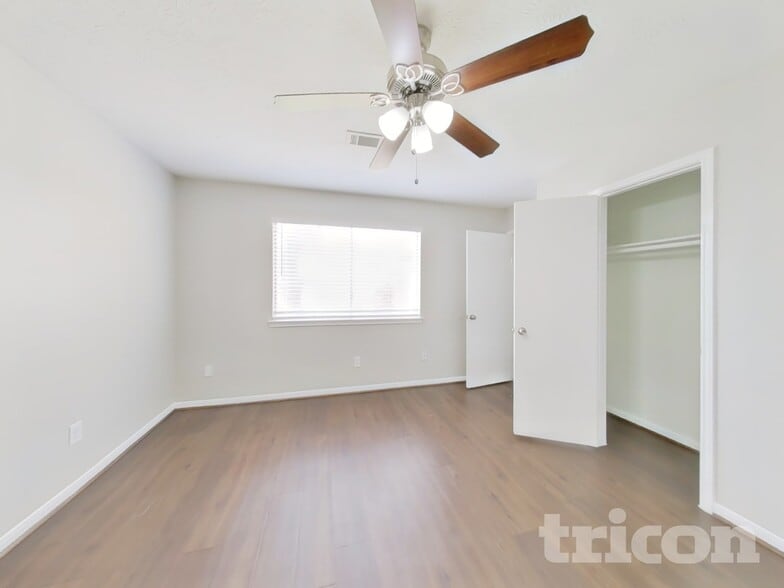 Building Photo - 28707 Binefield St