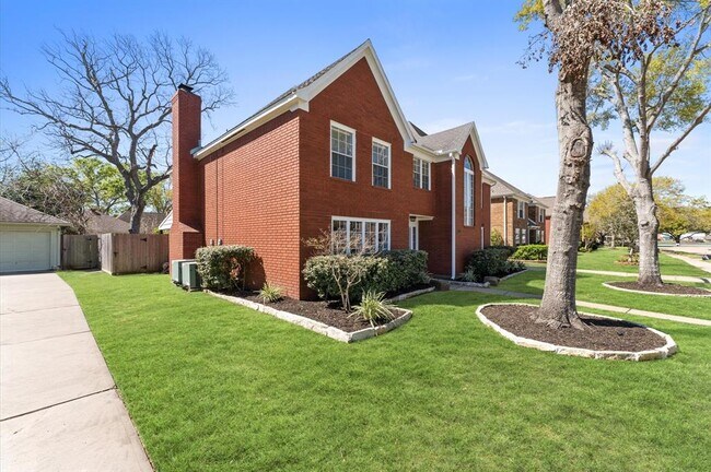 Building Photo - 4103 Waterstone St