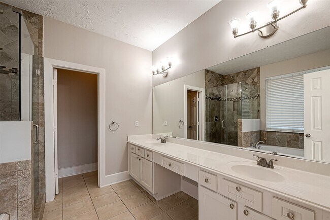 Building Photo - 11223 Switchgrass Ln