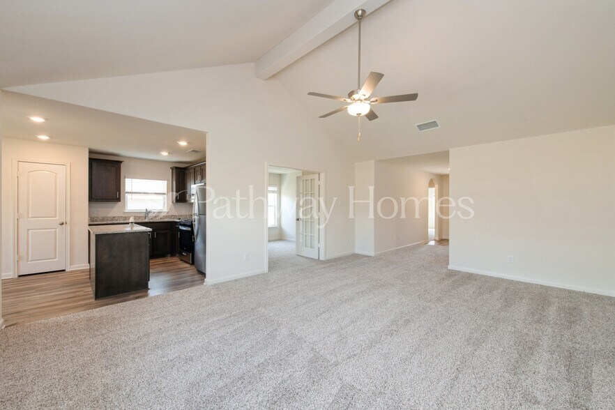 Building Photo - 917 Mountain Goat Ln