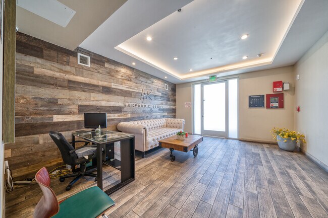 Building Photo - 1101 S Harvard Blvd