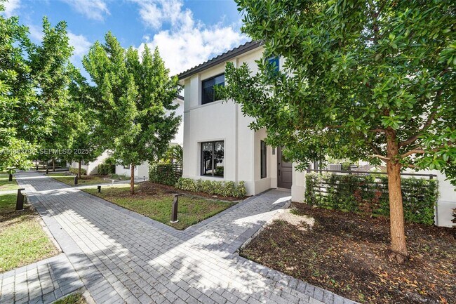 Building Photo - 4408 NW 80th Ave