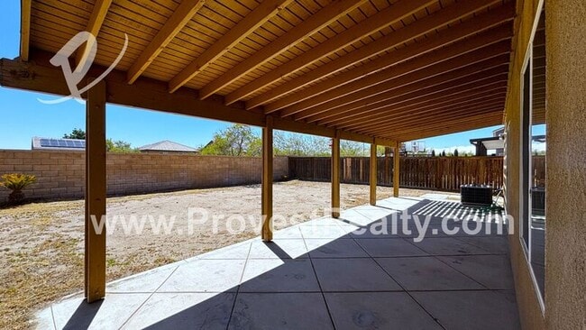Building Photo - 9489 Sapphire Ave