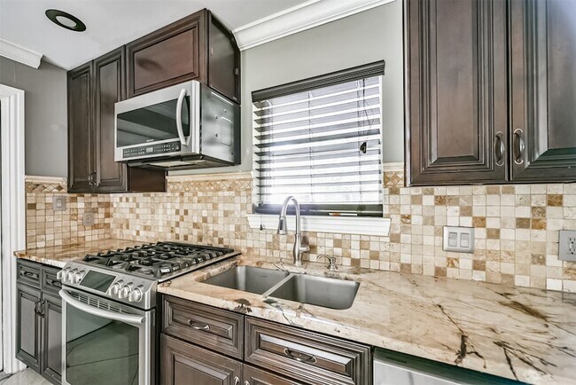 Building Photo - 6833 Concho St