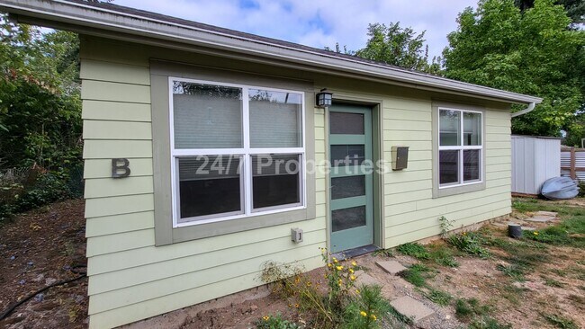 Building Photo - 2025-9415MF