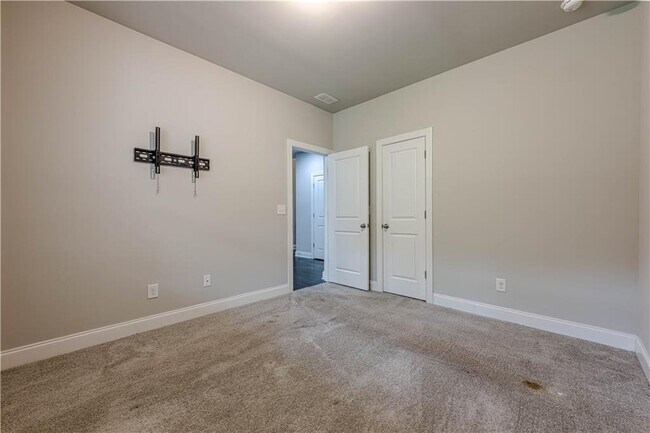 Building Photo - 1130 Provence Ln