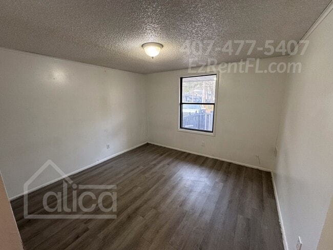 Building Photo - Crest Villas 1 Bedroom 1 Bathroom - Ask ab...