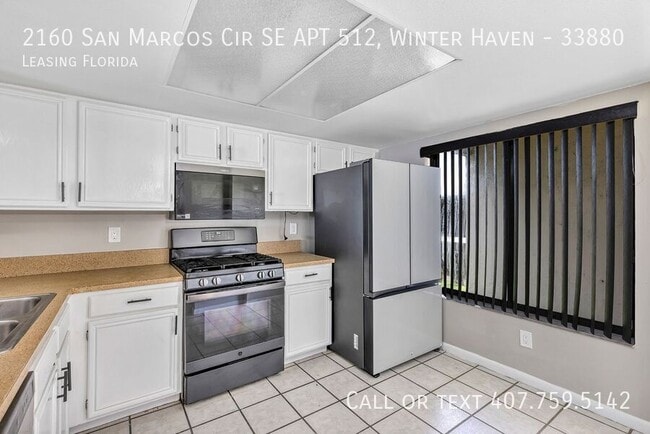 Building Photo - 2160 San Marcos Cir SE