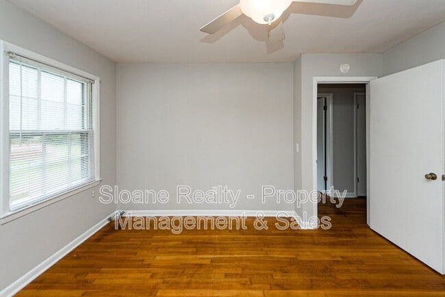 Building Photo - 1010 Yorktown Dr