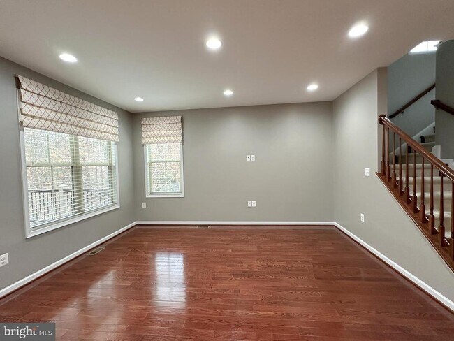 Building Photo - 23289 Tradewind Dr