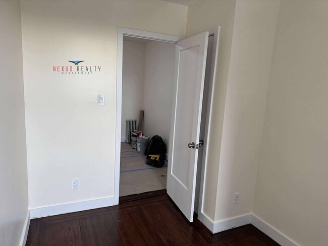 Building Photo - 43-24 58th St