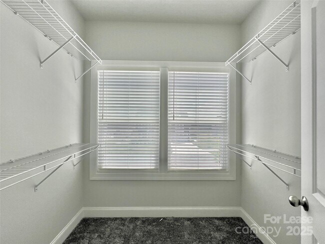 Building Photo - 1326 Ashe Mdw Dr
