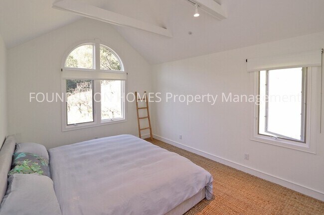 Building Photo - 62 Miwok Dr