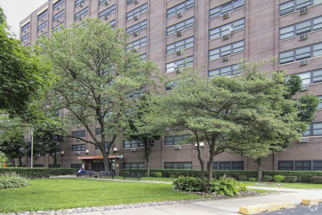 Building Photo - Vivian Carter Apartments