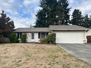 Building Photo - Spacious 3-Bedroom Home with Large Deck