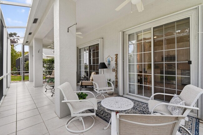 Building Photo - 425 SW Talquin Ln