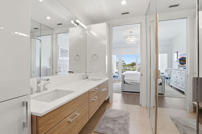 Building Photo - 3200 S Ocean Blvd
