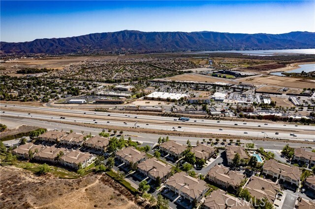 Building Photo - 15651 Vista Way