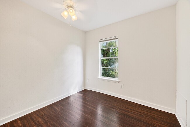 Building Photo - 6603 Conley St