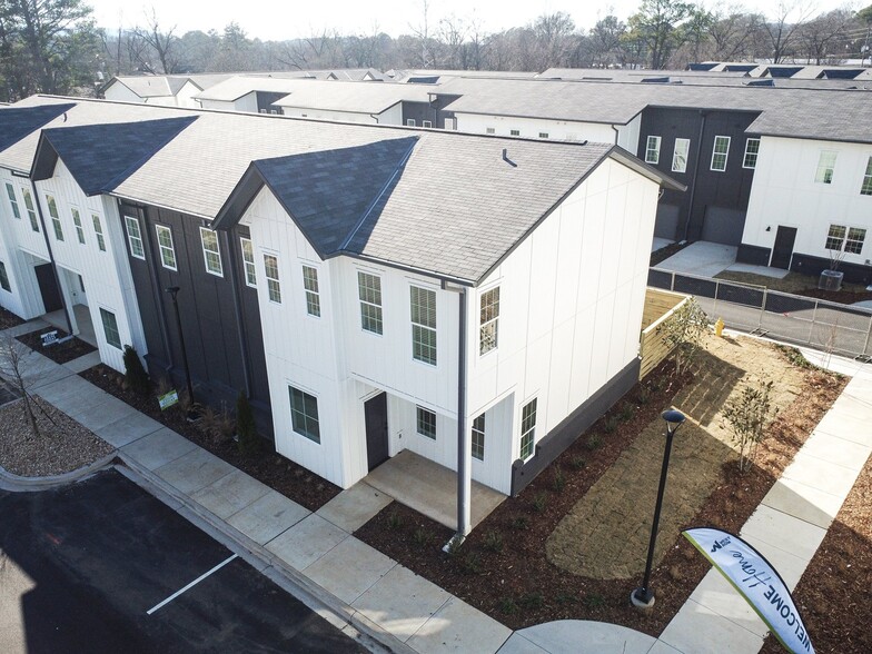 Primary Photo - West Row Lofts & Townhomes