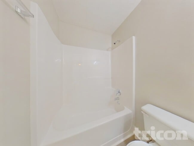 Building Photo - 249 Indian Lake Trail