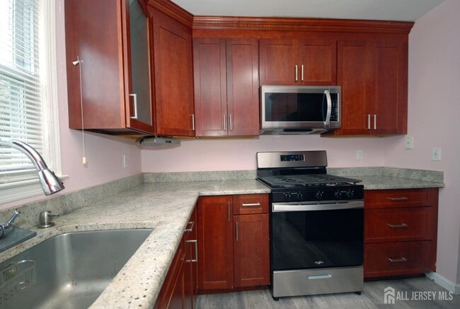 Building Photo - 9 Sandpiper Dr