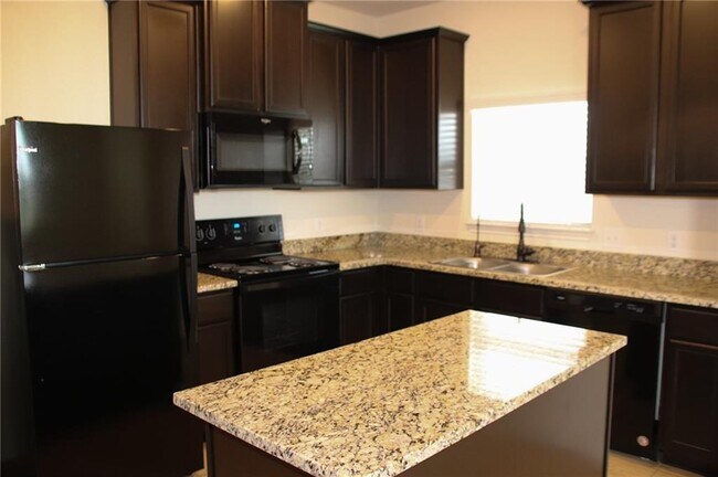 Building Photo - 13525 Franklin Pierce Cv