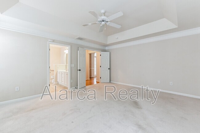 Building Photo - 131 Ivy Creek Ln
