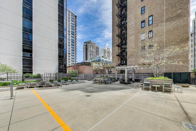 Building Photo - 1310 N Ritchie Ct