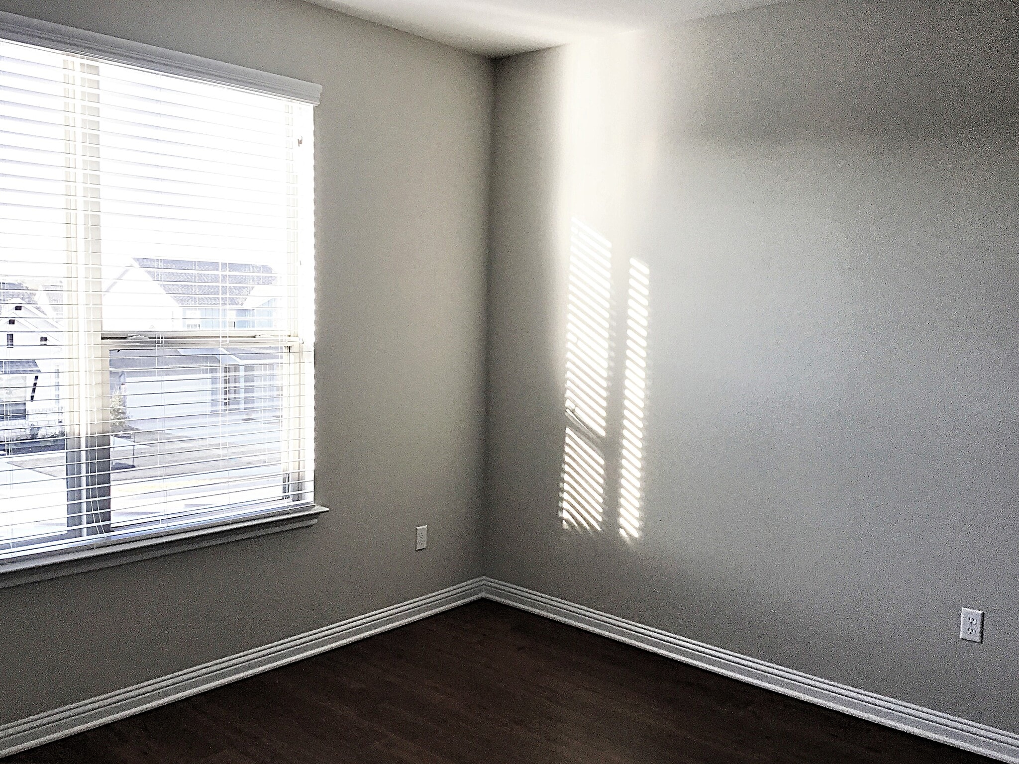 Building Photo - 5817 Monmarte Cove