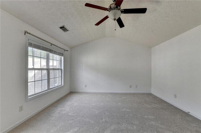 Building Photo - 3067 Kentmere Dr