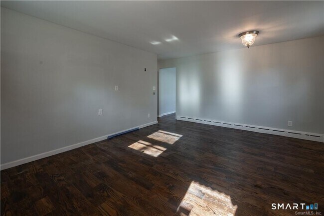 Building Photo - 927 Birmingham St