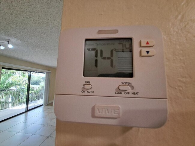 Building Photo - 1400 Windorah Way