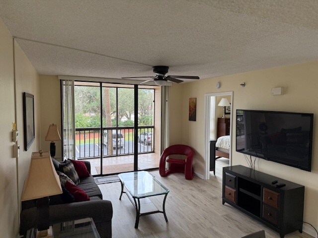 Building Photo - 21405 Olean Blvd